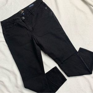 Miracle Jean Divine Black Skinny Jean Size 16